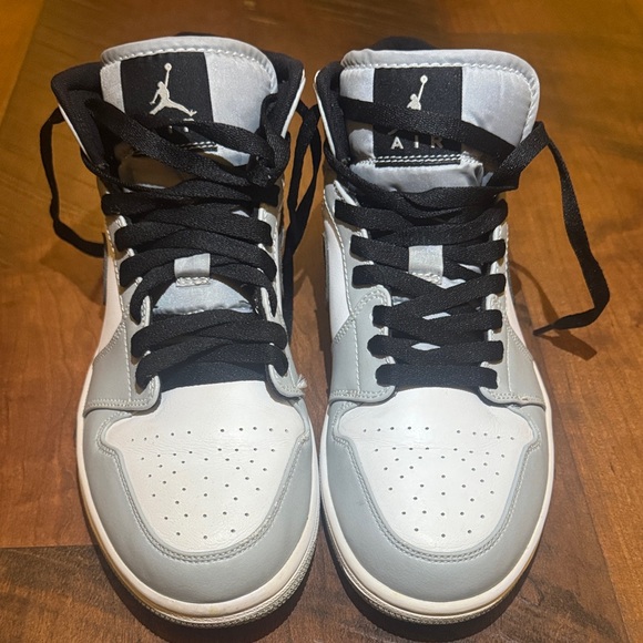 Nike Air Jordan Sneakers - Black and White - Picture 3 of 3